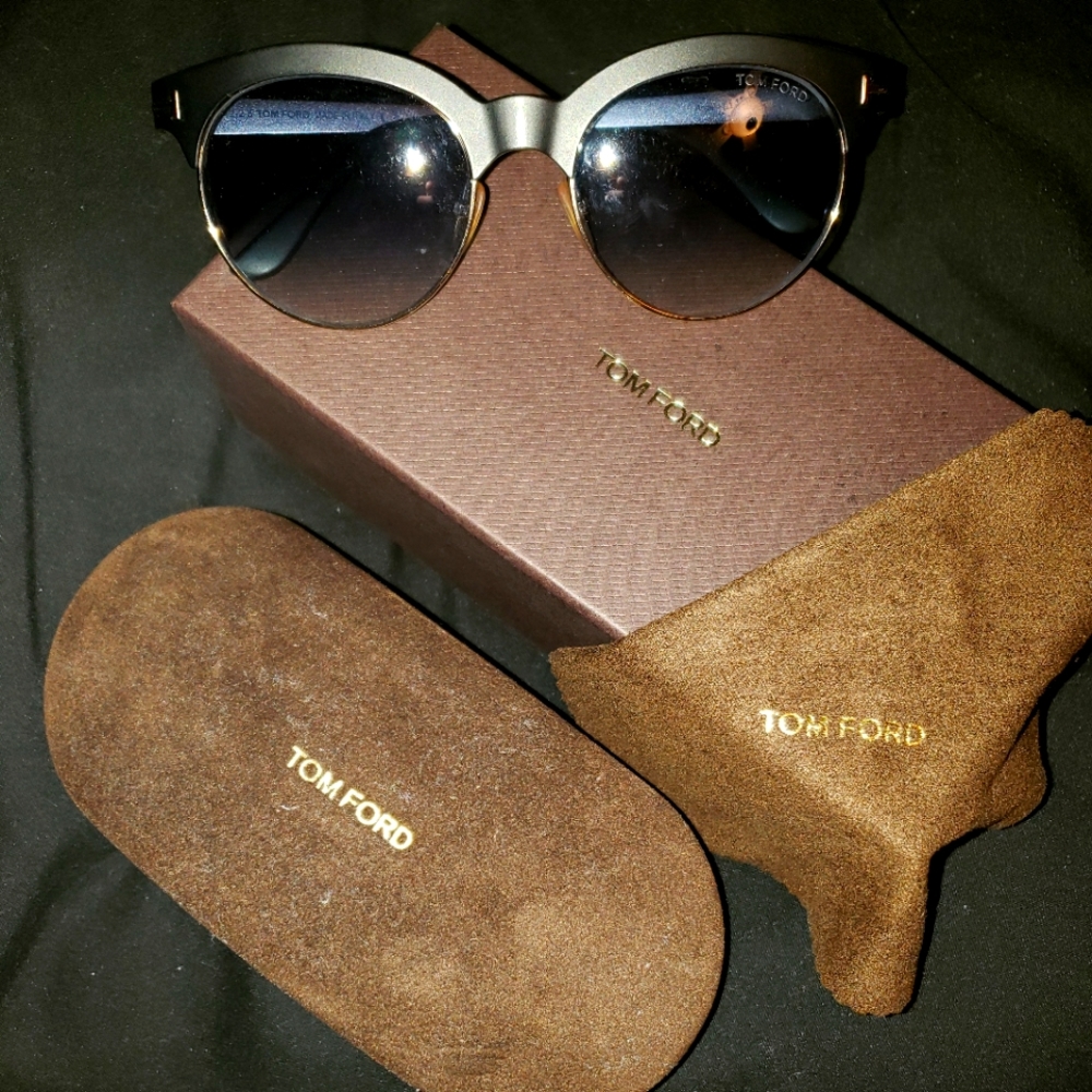 Tom Ford FT0438 5305P ANGELA Black/Gold Round Sunglasses